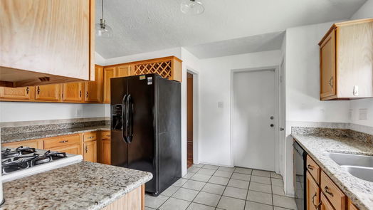 Humble null-story, 3-bed 18818 Danalyn Court-idx