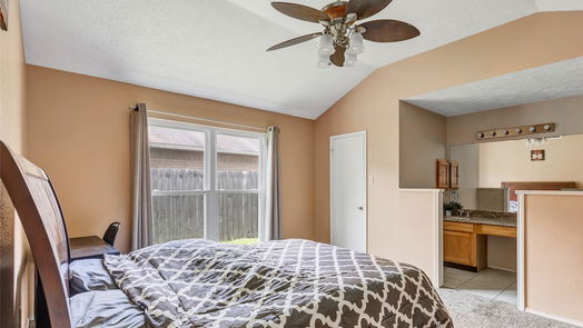 Humble null-story, 3-bed 18818 Danalyn Court-idx