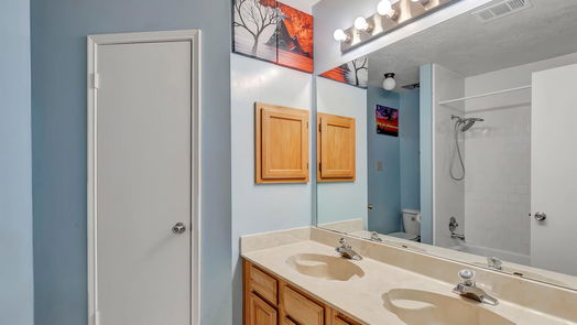 Humble null-story, 3-bed 18818 Danalyn Court-idx