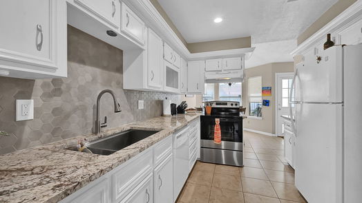 Humble 1-story, 3-bed 19019 Sandia Pines Drive-idx