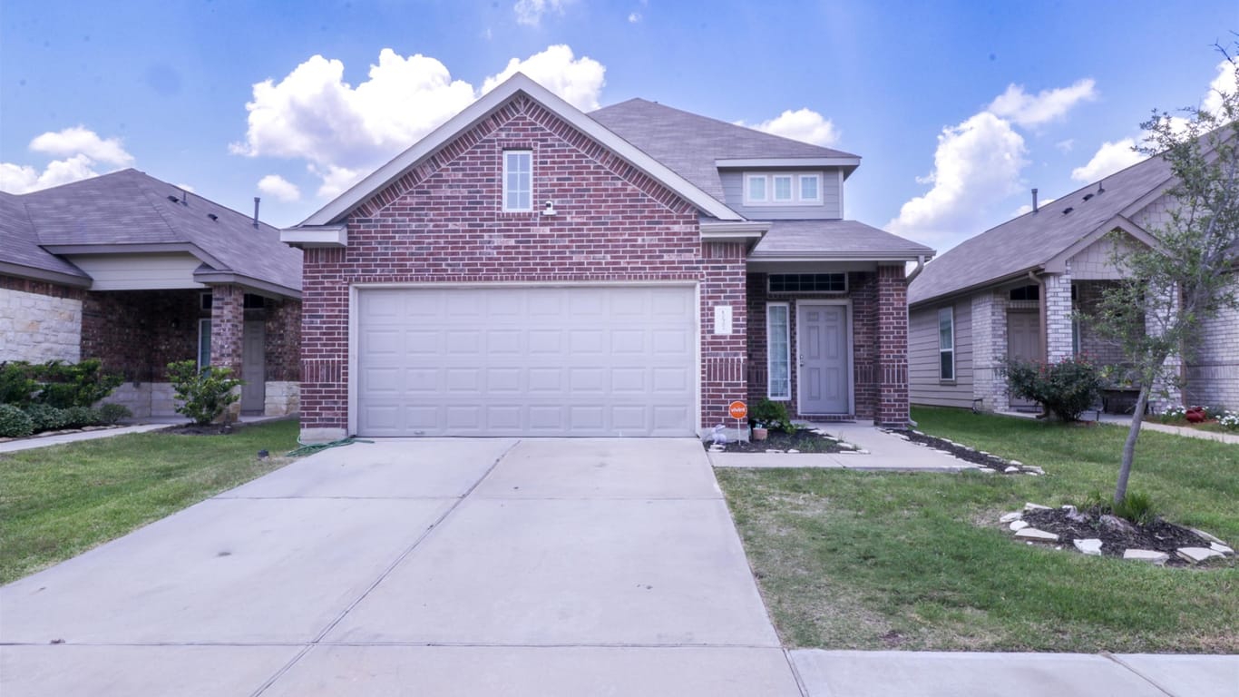 Humble 2-story, 4-bed 17527 Holroyd Road-idx