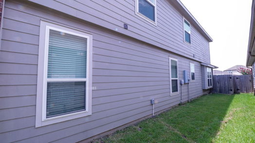 Humble 2-story, 4-bed 17527 Holroyd Road-idx