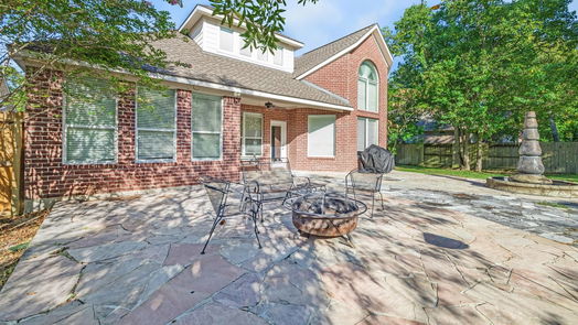 Humble 2-story, 4-bed 19238 Clear Sky Drive-idx