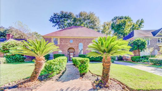 Humble 2-story, 4-bed 5902 Ancient Oaks Drive-idx