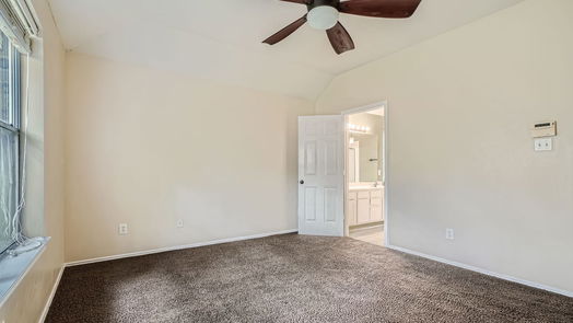 Humble 1-story, 3-bed 5318 Hill Timbers Drive-idx