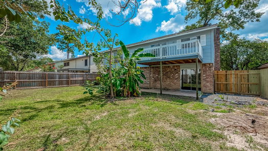 Humble 2-story, 4-bed 5831 Caldicote Street-idx