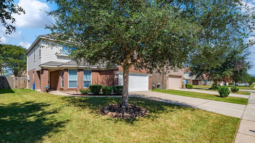 Humble 2-story, 4-bed 4935 Fair Oak Dale Lane-idx