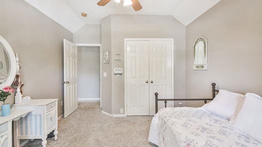 Humble 2-story, 4-bed 19302 Kristen Oaks Court-idx