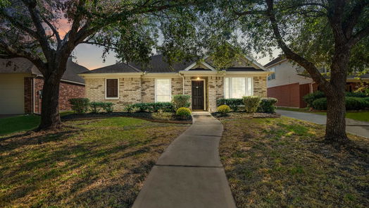 Humble 1-story, 3-bed 18418 Half Moon Trail-idx