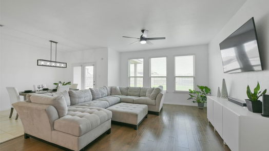 Humble null-story, 3-bed 15427 Paxton Woods Drive-idx