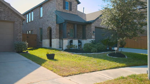 Humble 2-story, 4-bed 15707 Cairnwell Bend Drive-idx