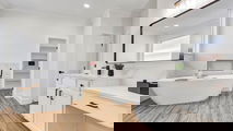 5-bedroom homes-3