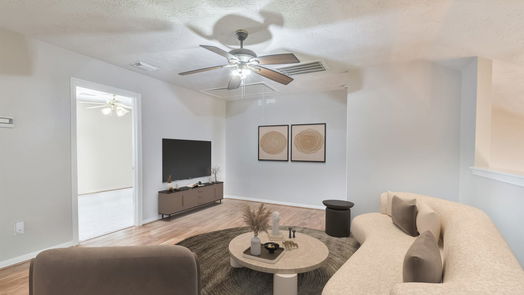 Humble 2-story, 4-bed 8314 Pinewood Canyon Lane-idx
