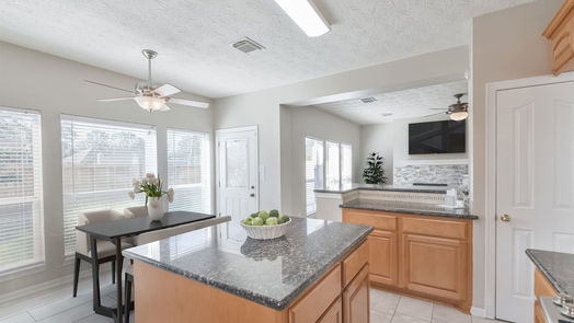 Humble 2-story, 4-bed 8314 Pinewood Canyon Lane-idx