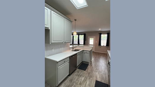 Humble 2-story, 3-bed 17619 Olympic Park Lane-idx