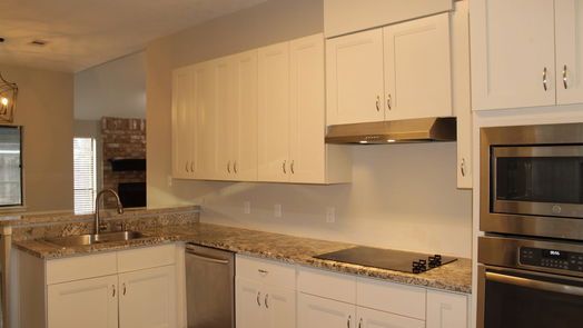 Humble 2-story, 3-bed 19507 Oak Center Court-idx