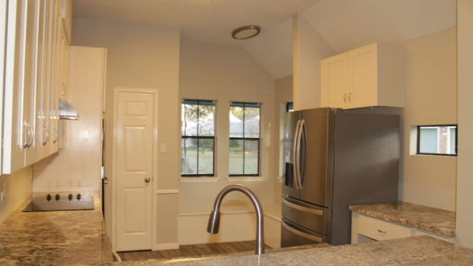Humble 2-story, 3-bed 19507 Oak Center Court-idx