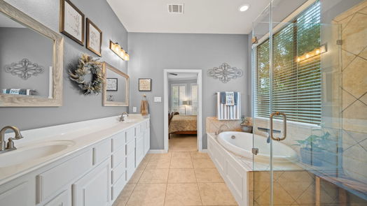 Humble 2-story, 5-bed 12203 Pinelands Park Lane-idx