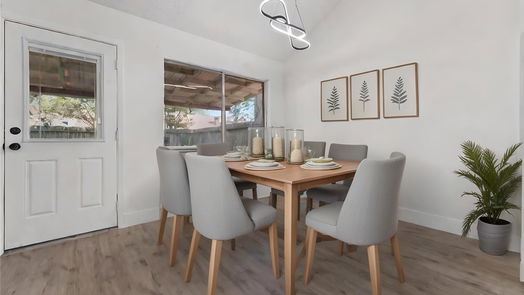 Humble 2-story, 4-bed 5707 Toddington Road-idx