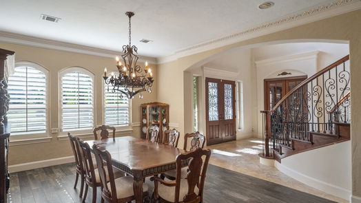 Kingwood 2-story, 5-bed 2 Kings Lake Estates Boulevard-idx