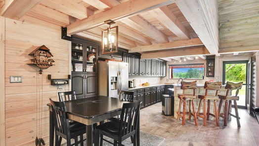 Livingston 2-story, 5-bed 419 Armitage Road-idx