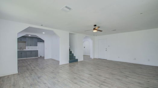 Livingston 2-story, 4-bed 5199 E Fm 1988-idx