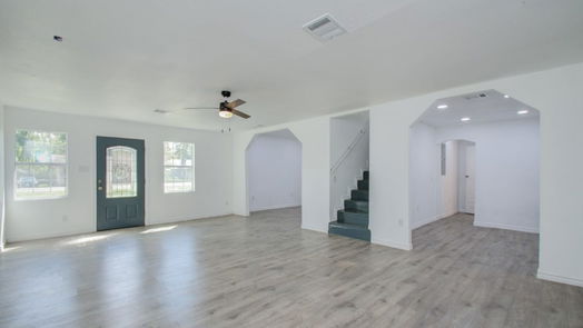 Livingston 2-story, 4-bed 5199 E Fm 1988-idx