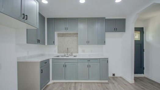 Livingston 2-story, 4-bed 5199 E Fm 1988-idx