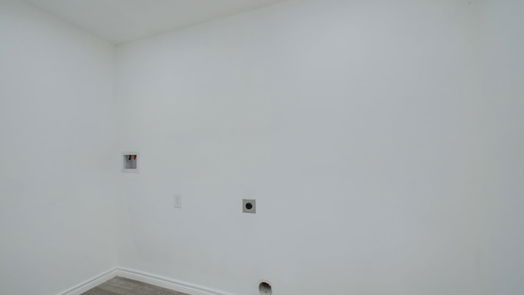 Livingston 2-story, 4-bed 5199 E Fm 1988-idx