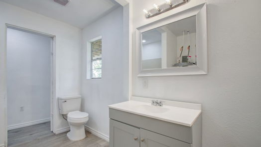 Livingston 2-story, 4-bed 5199 E Fm 1988-idx