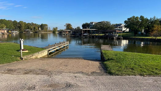 Livingston 1-story, 3-bed 177 Shelter Lane-idx