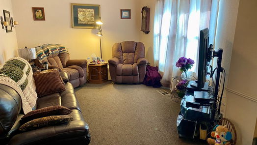 Livingston 1-story, 2-bed 112 Honeysuckle Dr-idx