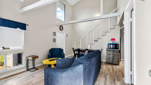 Livingston 2-story, 2-bed 282 Shelter Cove Drive-idx