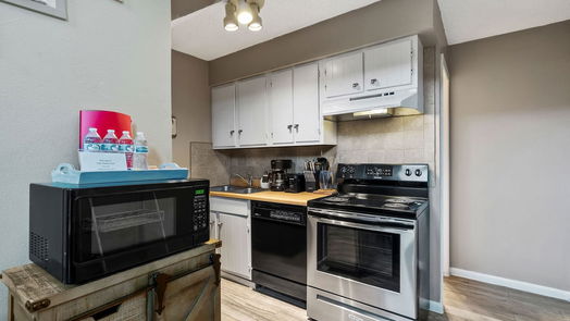 Livingston 2-story, 2-bed 282 Shelter Cove Drive-idx