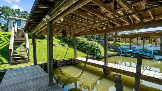 Livingston 2-story, 2-bed 282 Shelter Cove Drive-idx