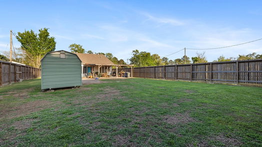 Livingston 2-story, 4-bed 1105 N Houston Avenue N-idx