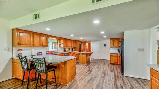 Livingston 1-story, 4-bed 284 Boat Dock Street-idx