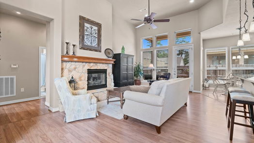 Livingston 1-story, 3-bed 104 Sunrise Court-idx