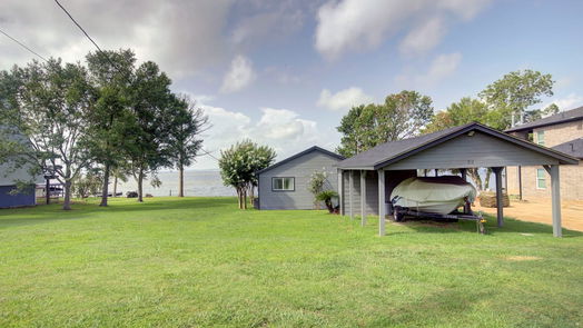 Livingston 1-story, 3-bed 332 Oak Crest Drive-idx