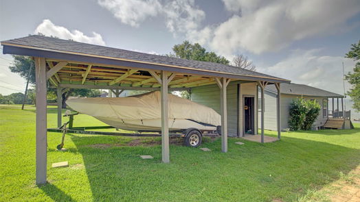 Livingston 1-story, 3-bed 332 Oak Crest Drive-idx