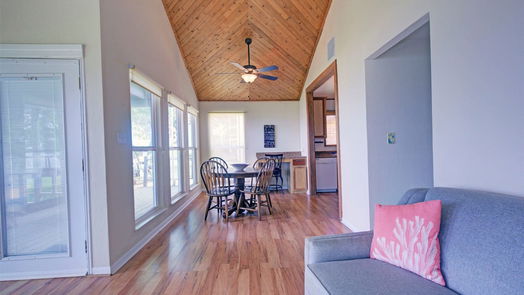 Livingston 1-story, 3-bed 332 Oak Crest Drive-idx