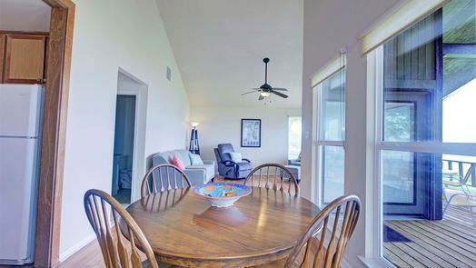 Livingston 1-story, 3-bed 332 Oak Crest Drive-idx