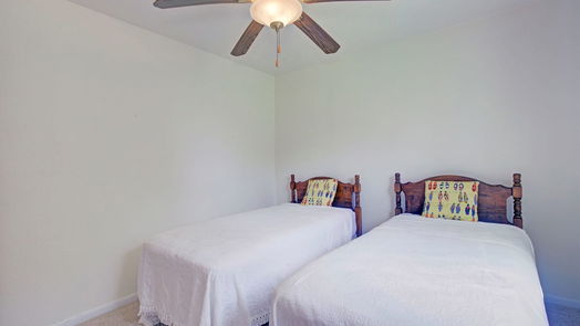 Livingston 1-story, 3-bed 332 Oak Crest Drive-idx