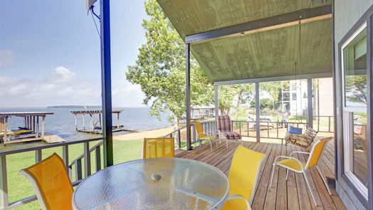 Livingston 1-story, 3-bed 332 Oak Crest Drive-idx
