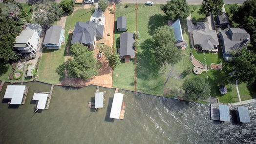 Livingston 1-story, 3-bed 332 Oak Crest Drive-idx