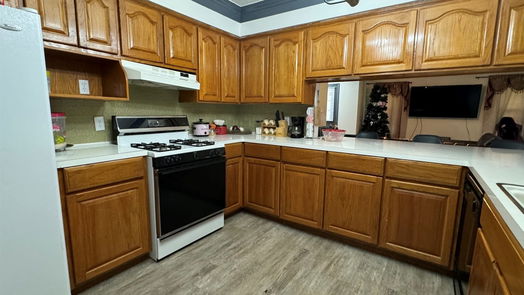Livingston null-story, 3-bed 180 Harbor View Drive-idx