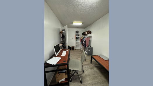 Livingston null-story, 3-bed 180 Harbor View Drive-idx