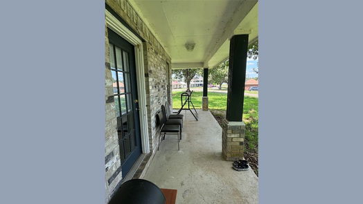 Livingston null-story, 3-bed 180 Harbor View Drive-idx