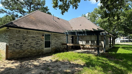 Livingston null-story, 3-bed 180 Harbor View Drive-idx