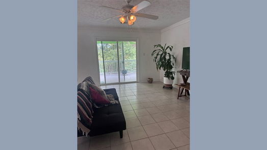Livingston 2-story, 3-bed 230 Tiki Trail-idx